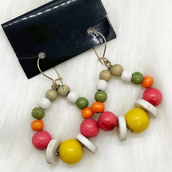 🔮 5/$25 Vintage Handmade‎ Colorful Wood Beads Earrings - Picture 1 of 4